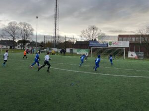 Großer Kampfgeist und süße Belohnung: U9 trotzt körperlicher Überlegenheit